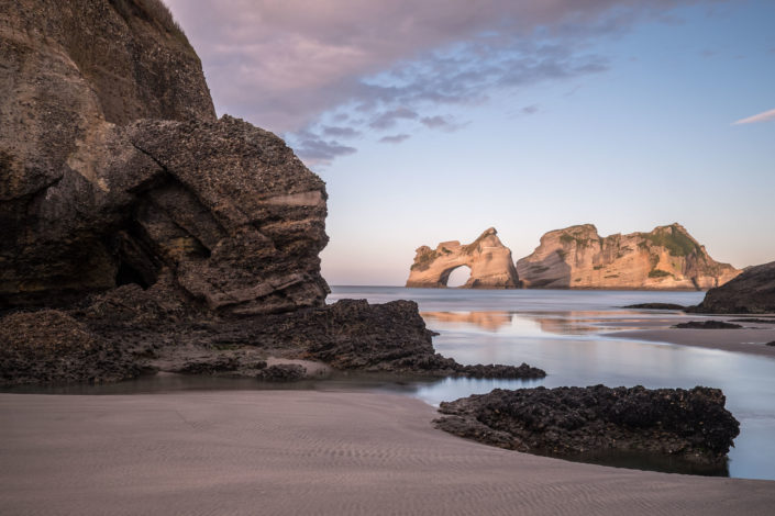 Wharariki Beach, Neuseeland Wharariki Beach, Neuseeland